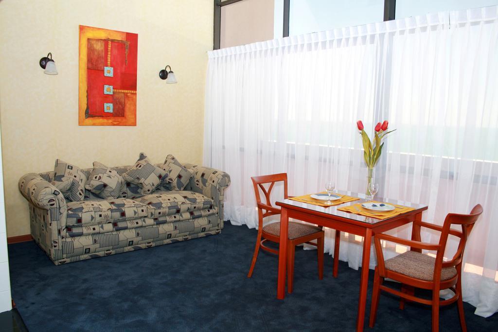 Hotel Florencia Suites & Apartments アントファガスタ エクステリア 写真